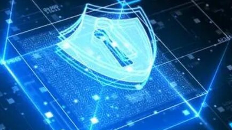 需求分析：明确系统稳定性和安全合规性要求