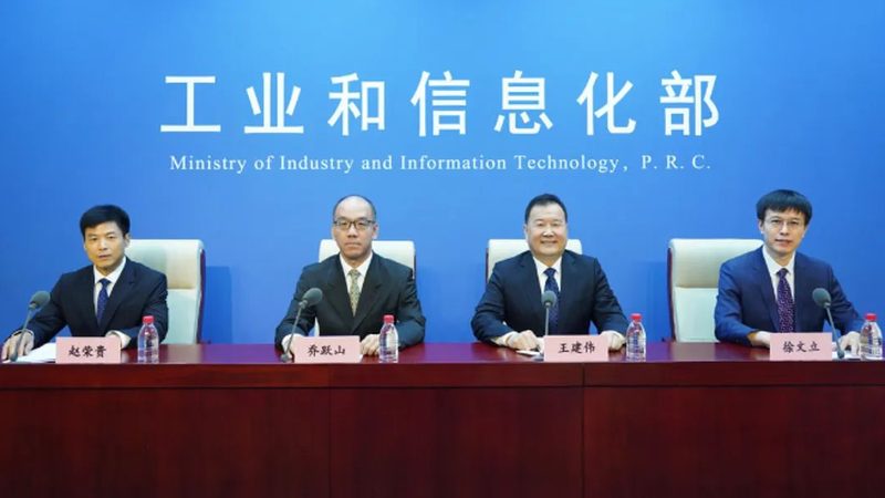 小标题：企业IT外包的必要性